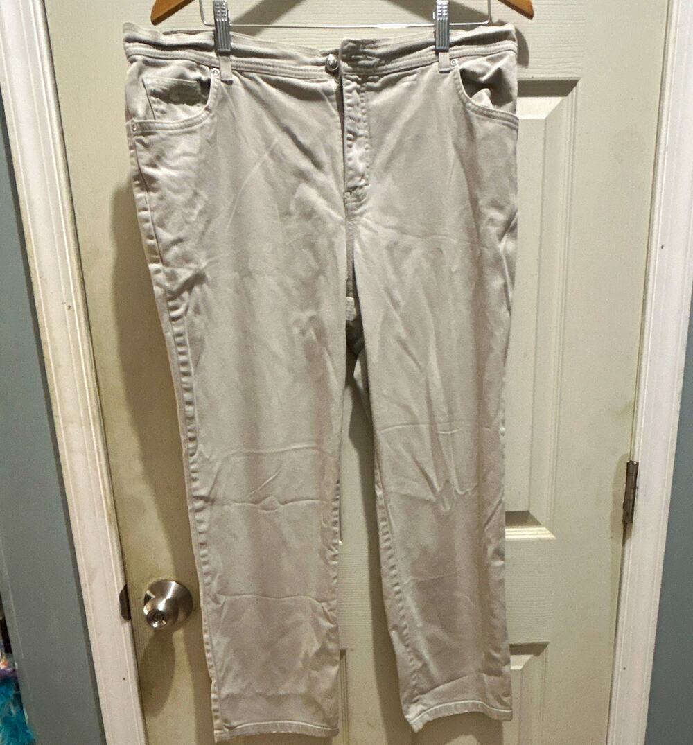 Gloria Vanderbilt Women’s Plus Beige Twill Pants Straight Leg Mid Rise 25